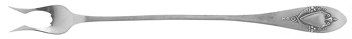 Mount Vernon (Sterling, 1905) Long Handle Olive Fork by Lunt Silver-1