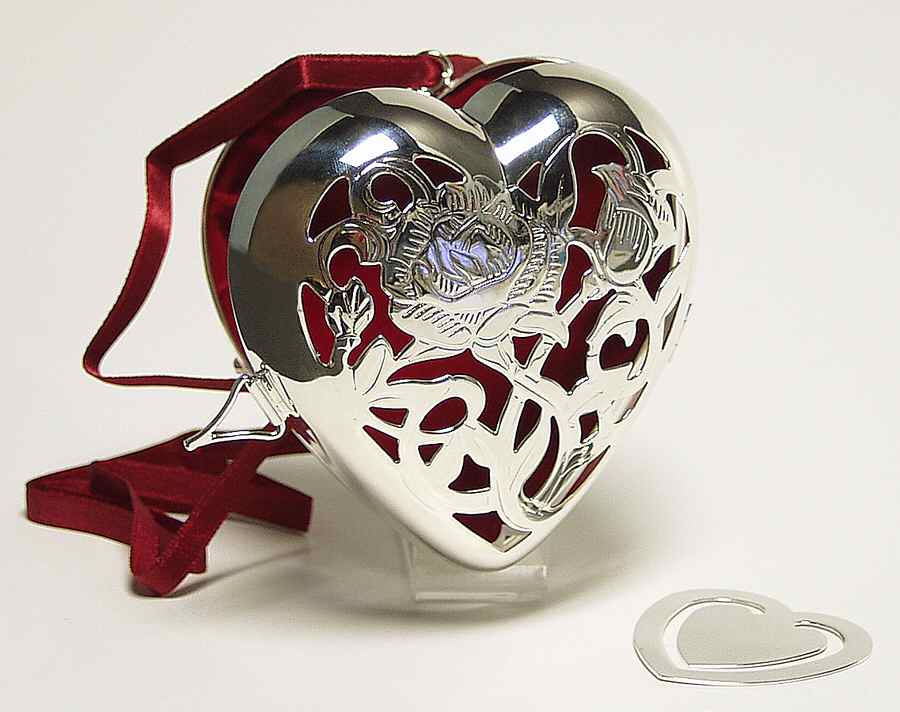 Wedding Promises (Silverplate, Hollowware) Heart Box with Ribbon & Bookmark by Lenox-1