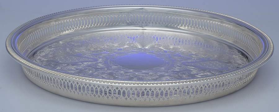LEO15 (Silverplate, Hollowware) 15" Gallery Tray by Leonard Silver Mfg Co-1