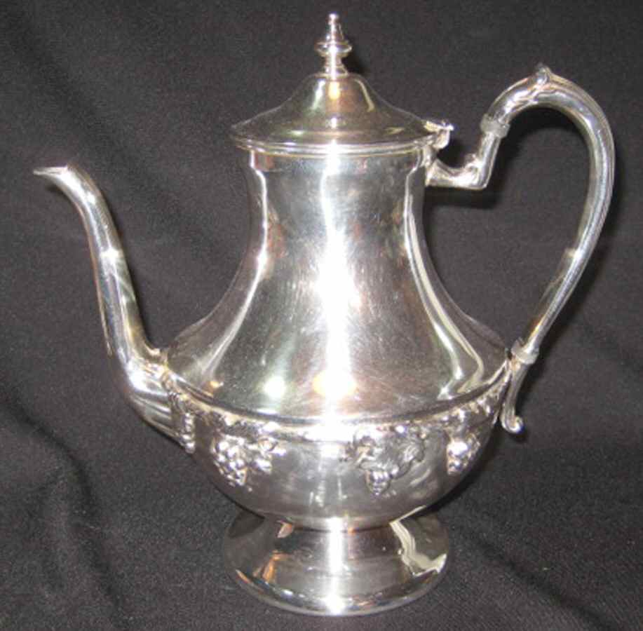 LMN3 (Silverplate, Hollowware) Teapot by Lehman Bros Silver-1