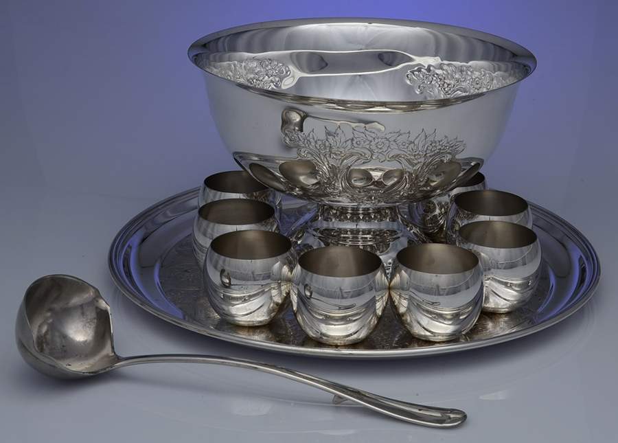 LEO29 (Silverplate, Hollowware) 11 Piece Punch Set (Bowl, Ladle, Tray & 8 Cups) by Leonard Silver Mfg Co-1