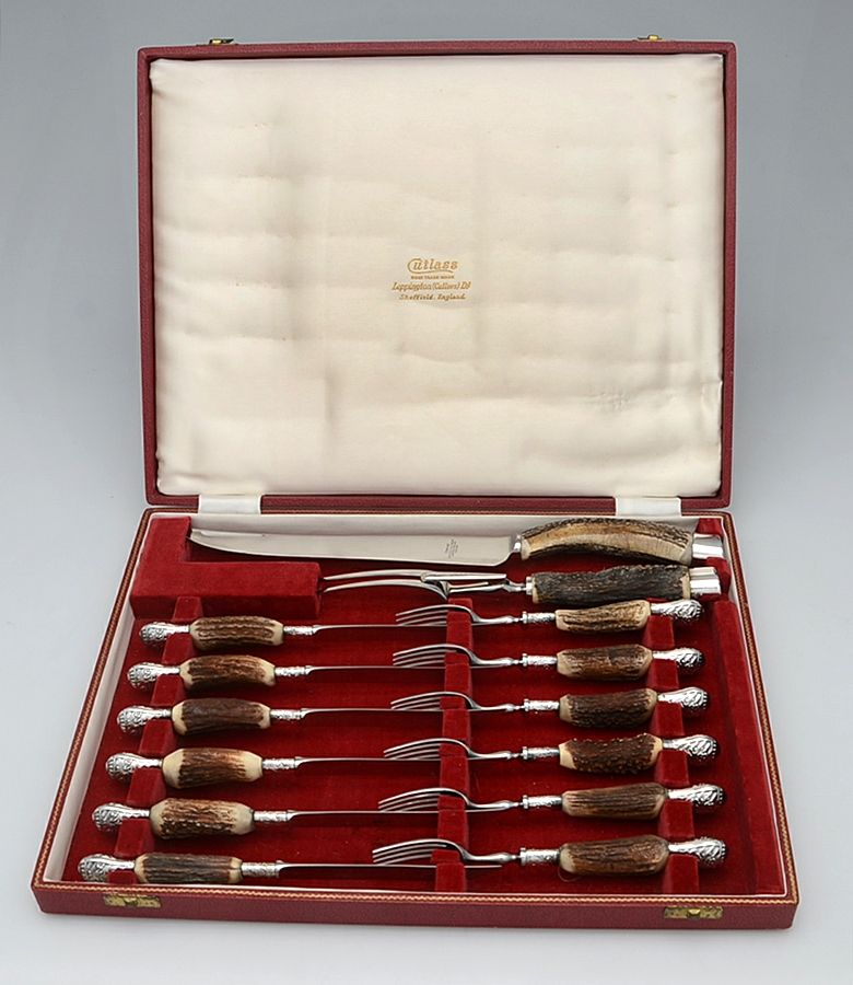 L2C4 (Silverplate, Horn) (14 Piece) Carving Steak Set & Case by Leppington Cutlers Ltd.-1