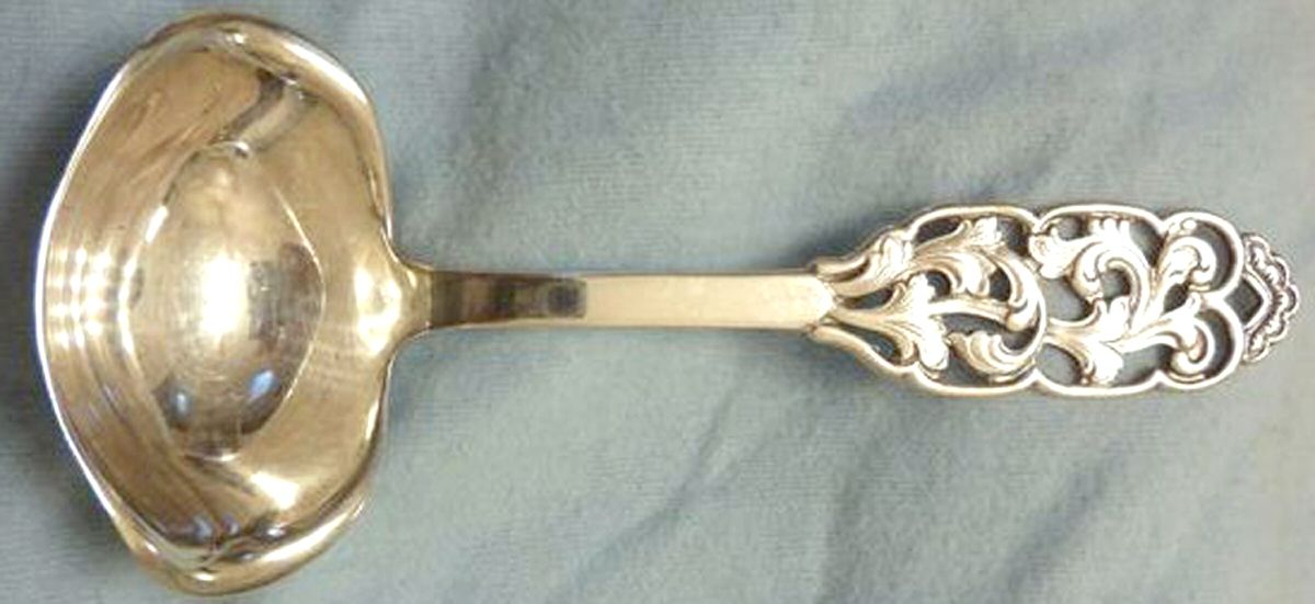 M1A4  2 Spout Gravy Ladle-Solid Piece by Magnus Aase (Norway)-1