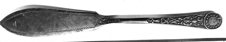 M5K1 (Silverplate) Flat Handle Master Butter Knife by Mackay Cunningham&Co-1