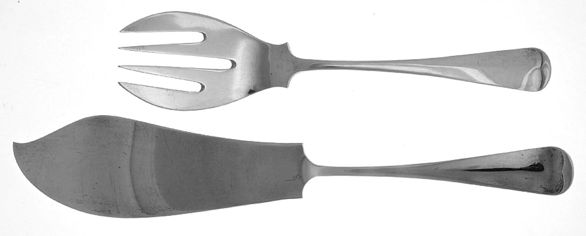NVV1  2 Piece Large Solid Fish Serving Set by N.V. Voorschoten-1