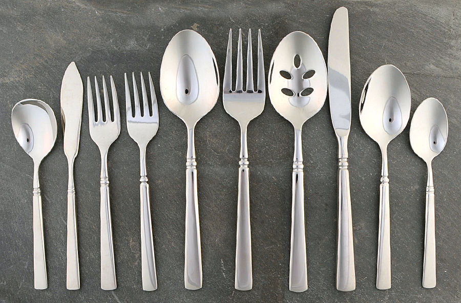 Easton (Stainless) 45 Piece Starter Set by Oneida Silver-1