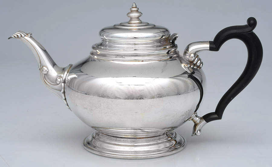 Bennington (Silverplate, 1959, Hollowware) Teapot by Oneida Silver-1