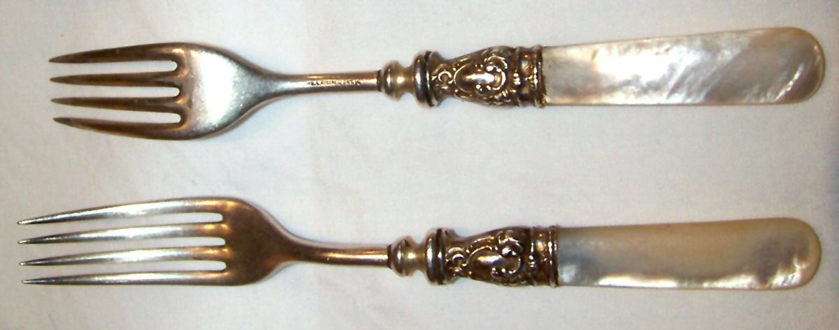 Pearl Handle Flatware 2 (Sterling) Pearl Handle Fork by Oneida Silver-1
