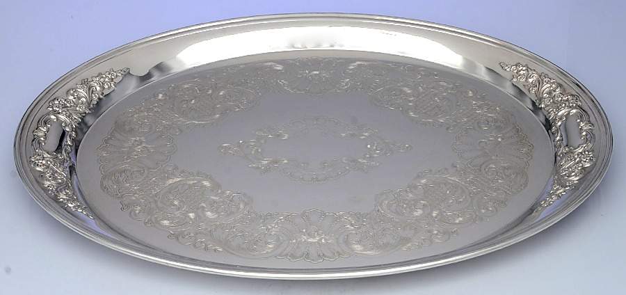 Castle Court (Silverplate, Hollowware) 21" Oval Serving Platter by Oneida Silver-1