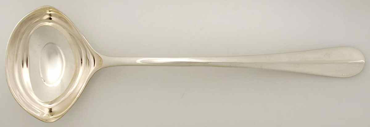 Castle Court (Silverplate, Hollowware) Punch Ladle Solid Piece by Oneida Silver-1
