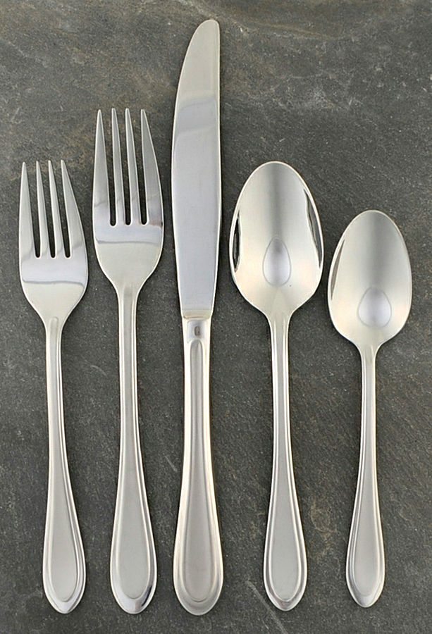 Joanne (Stainless) 5 Piece Place Setting by Oneida Silver-1