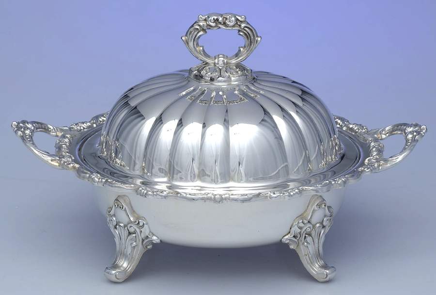 Old English (Silverplate, Hollowware) Footed Round Covered Vegetable by Poole Silver -1
