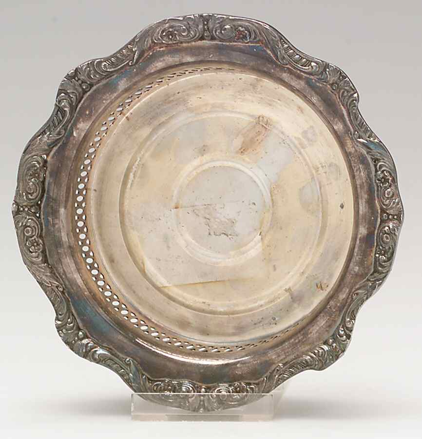 Old English (Silverplate, Hollowware) Wine Bottle Coaster by Poole Silver -1