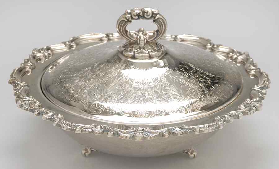 133 (Silverplate, Hollowware) Round Covered Vegetable Bowl by Poole Silver -1