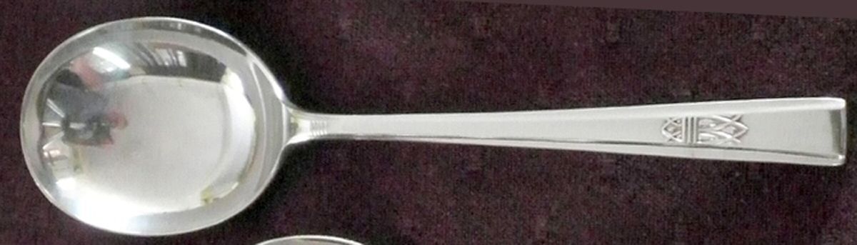 PR41 Round Bowl Soup Spoon (Gumbo) by Priestly & Moore Ltd-1