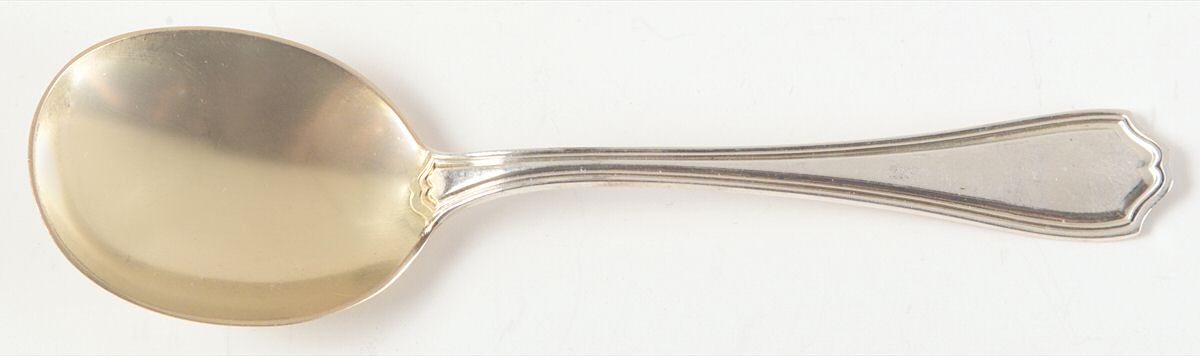 Hepplewhite-Plain (Sterling, 1907, No Monos) Large Chocolate Spoon by Reed & Barton-1