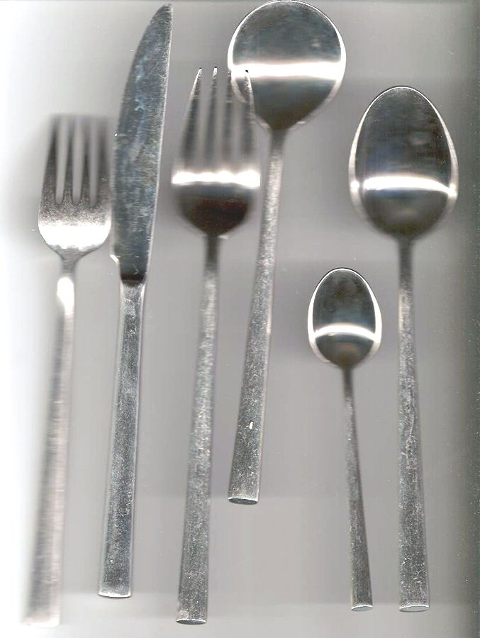 RDF7 (Stainless) Fork by Royal Doulton-1
