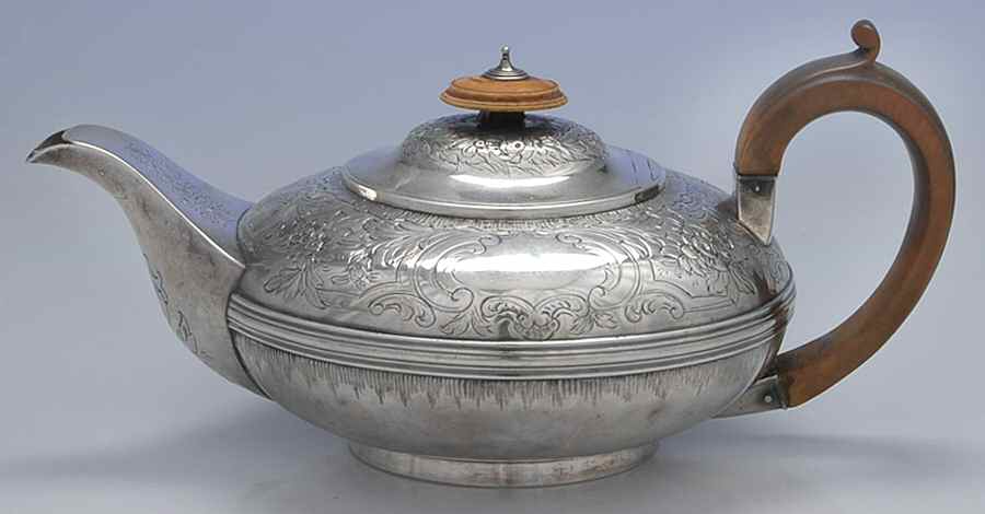 R4E1 (Sterling, Hollowware) Brown Handle Mini Teapot by Rebecca Emes&Edw.Barnard I-1