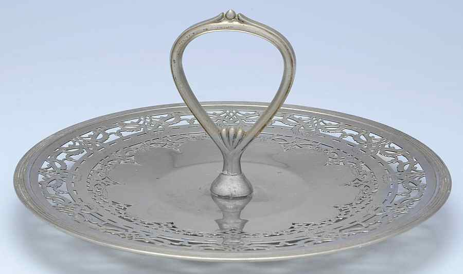 3474 (Silverplate, Hollowware) 10" Handled Sandwich Plate by Royal Rochester Silv-1