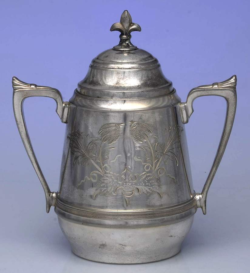 700 (Silverplate, Hollowware) Sugar Bowl & Lid by Racine Silver Plate-1