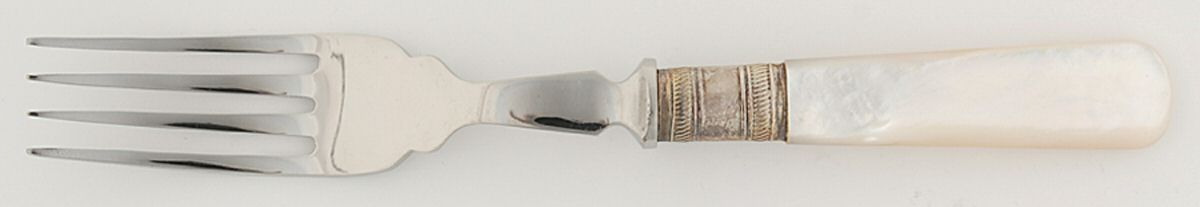 Victoria(Silverplate, Pearlhdl, Less Design Band) Individual Hollow Fish Fork, Stainless Tines by Samuel Peace-1