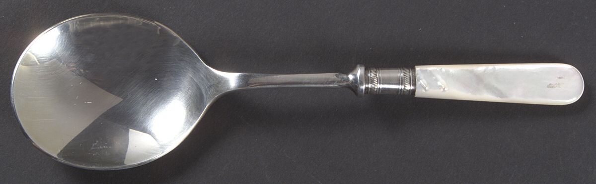 Victoria(Silverplate, Pearlhdl, Less Design Band) Fruit Server with Silverplate Bowl by Samuel Peace-1