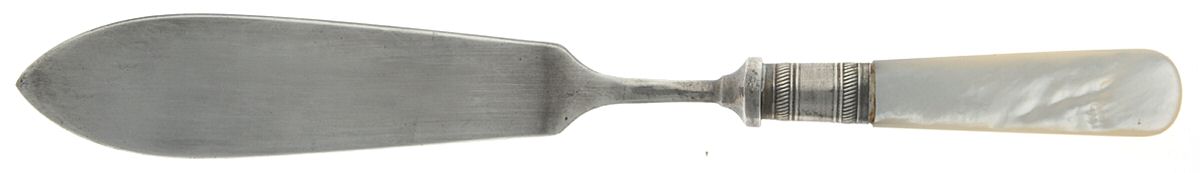 Victoria(Silverplate, Pearlhdl, Less Design Band) Individual Fish Knife with Silverplate Blade by Samuel Peace-1