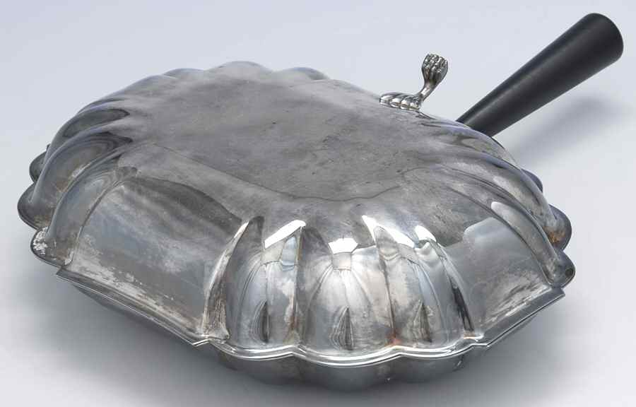 Chippendale (Silverplate, Hollowware) Silent Butler with Hinged Lid by Sheffield Silver Co (USA)-1