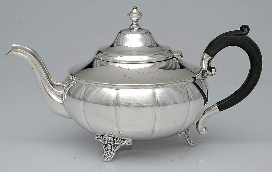 327 (Silverplate, Hollowware) Teapot by Stanley&Aylword Ltd-1