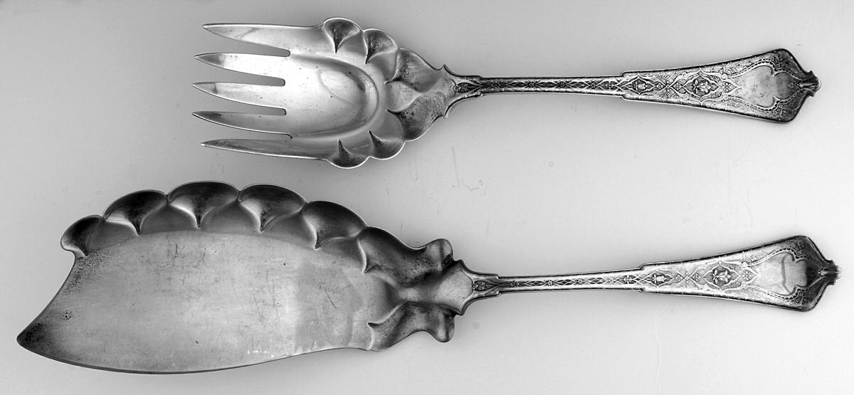Persian (Sterling, 1872) 2 Piece Large Solid Fish Serving Set by Tiffany & CO SILVER-1