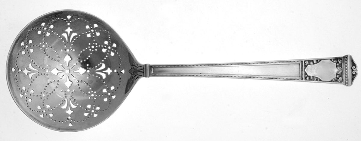 San Lorenzo (Sterling, 1916) Large Pierced Pea Serving Spoon by Tiffany & CO SILVER-1