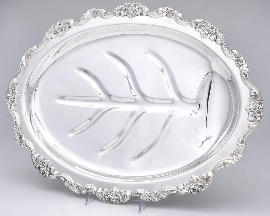 Grand Duchess (Silverplate, Hollowware) Large Plated Footed Meat Platter with Well by Towle Silver-1