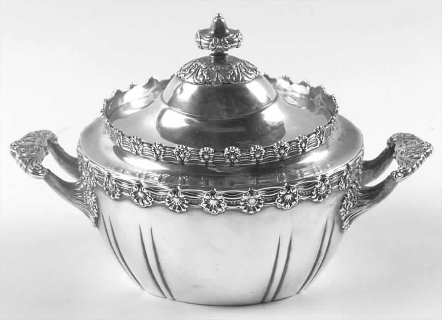 English King (9579, Sterling, Hollowware) Sugar Bowl & Lid by Tiffany & CO SILVER-1