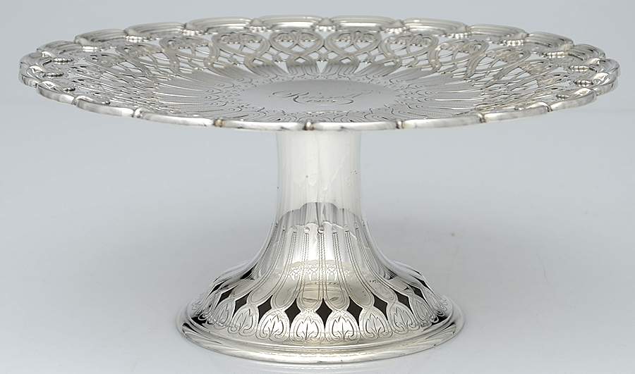 English King (9579, Sterling, Hollowware) 9" Diameter Cake Stand/Pedistal by Tiffany & CO SILVER-1