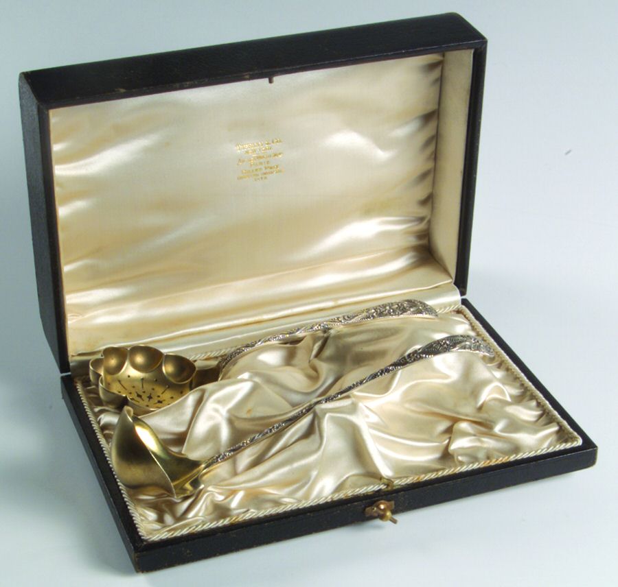 Custom Engraved (Sterling) Sugar Sifter & Long Double Lip Cream Ladle w/Case by Tiffany & CO SILVER-1