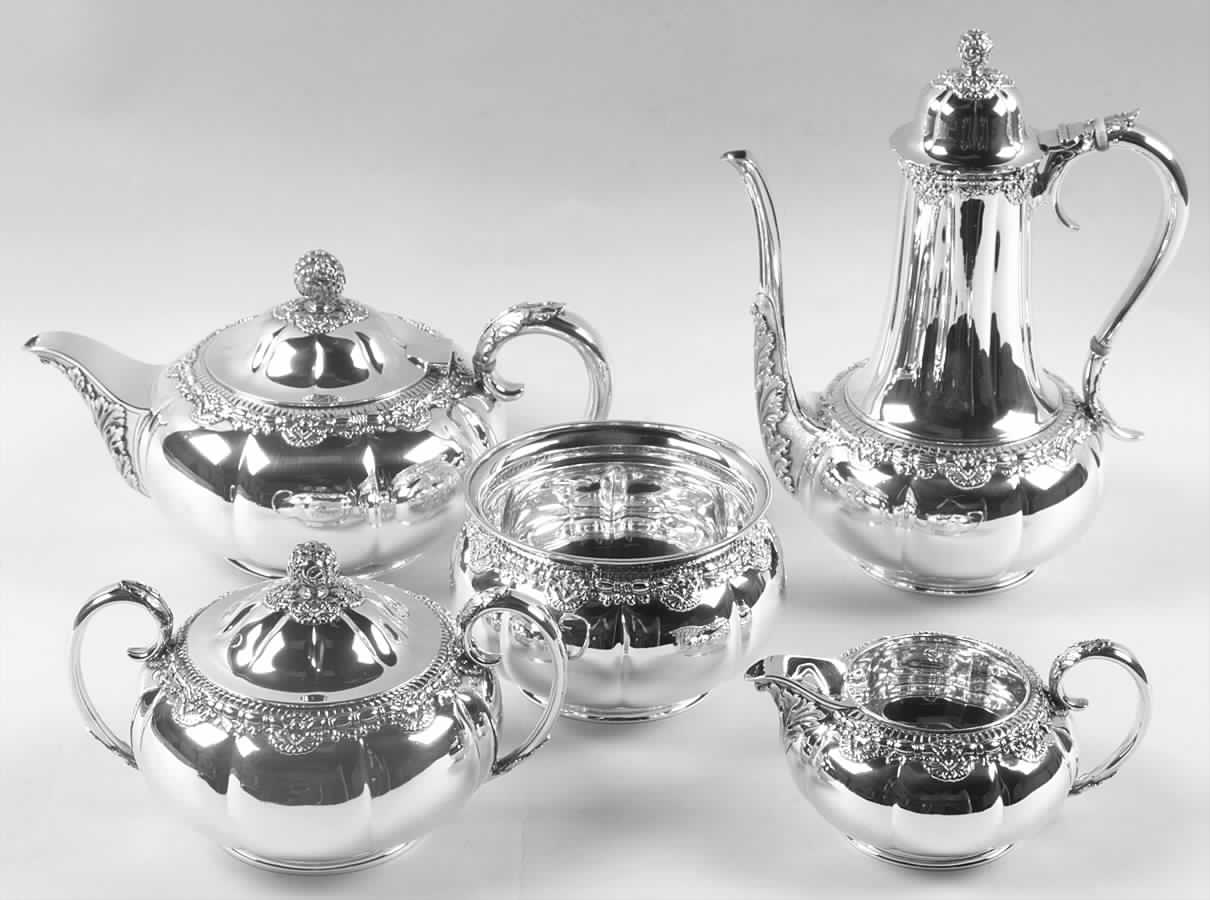 English King (5011, Sterling, Hollowware) 5 Piece Tea Set (SCP, STP, SCR, SSU, SWB) by Tiffany & CO SILVER-1