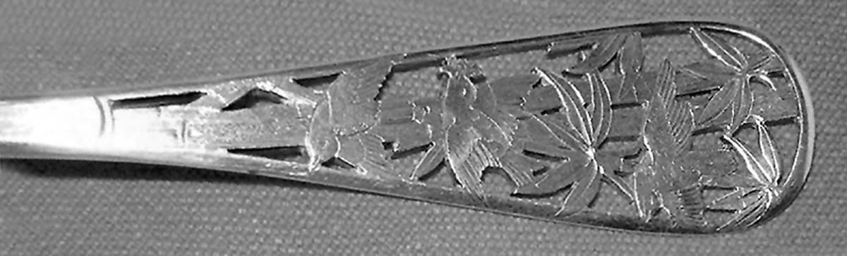 TIS47 (Sterling) Large Sugar Sifter by Tiffany & CO SILVER-1