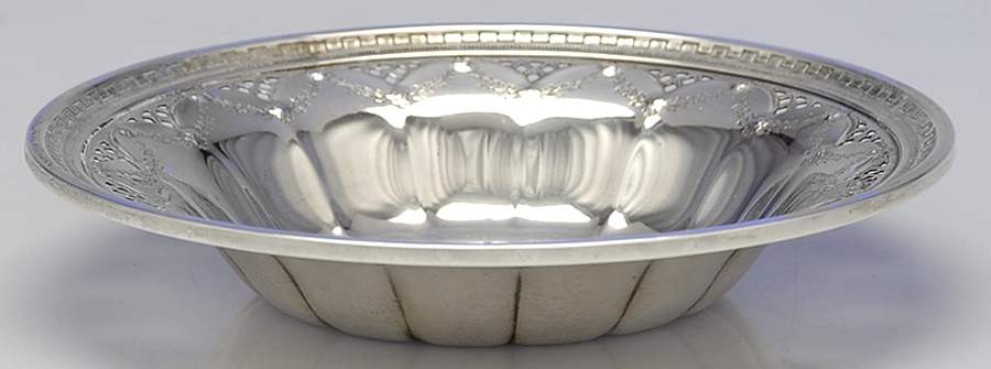 623 (Sterling, Hollowware) 5" Bon Bon Bowl by Towle Silver-1