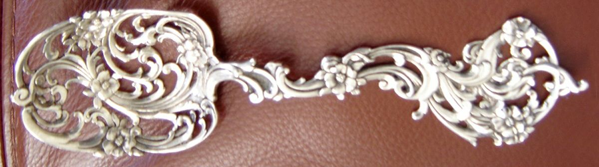 TIS63 (Sterling) Large Pierced Bon Bon Server by Tiffany & CO SILVER-1