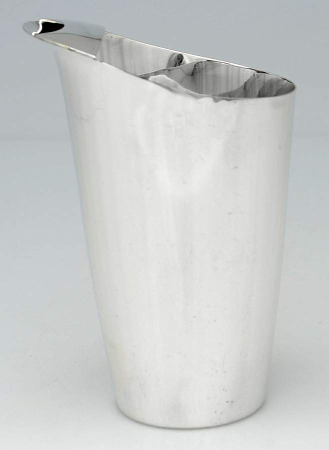 22350 (Sterling, Hollowware) 24 Oz Pitcher by Tiffany & CO SILVER-1