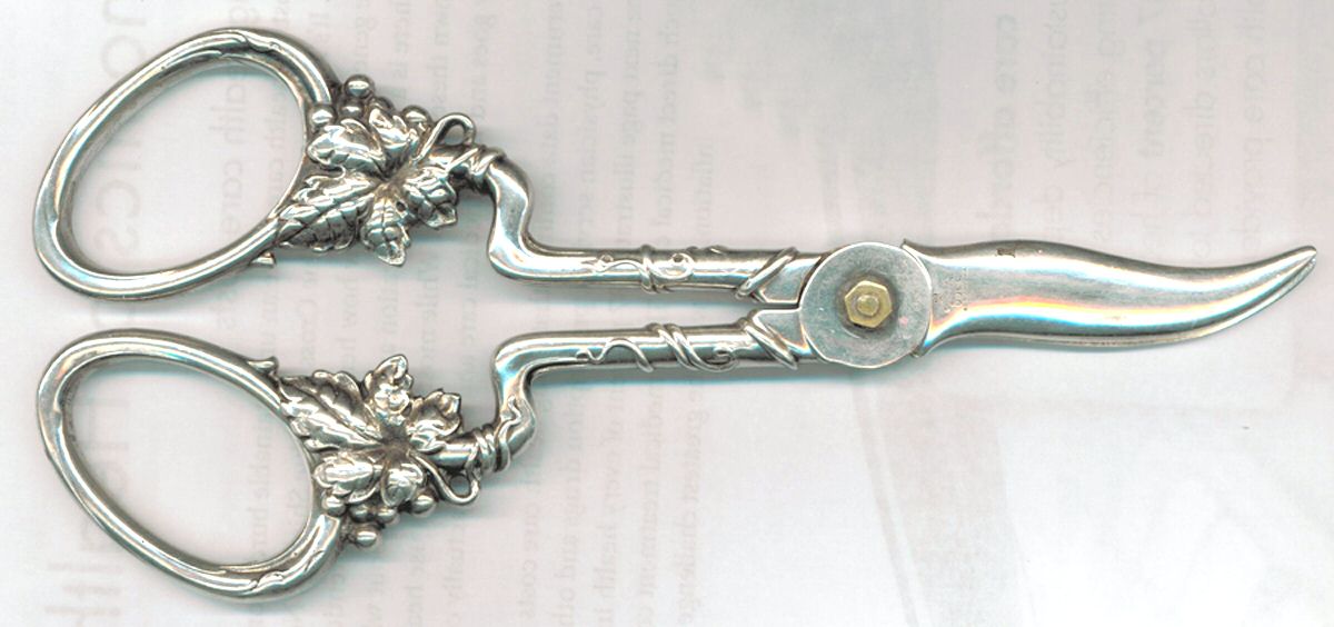 1300 (Sterling) Grape Shears with Hollow Handle by Tiffany & CO SILVER-1