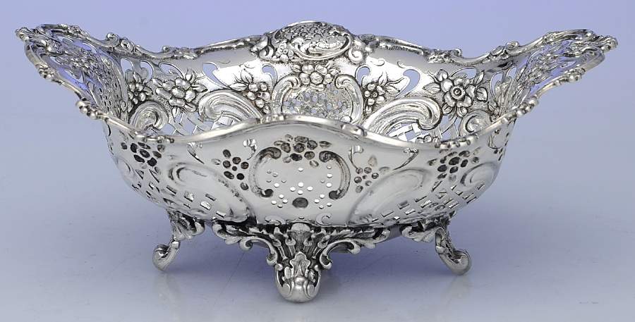 10999 (Sterling, Hollowware) Sterling Footed Bon Bon Bowl by Tiffany & CO SILVER-1
