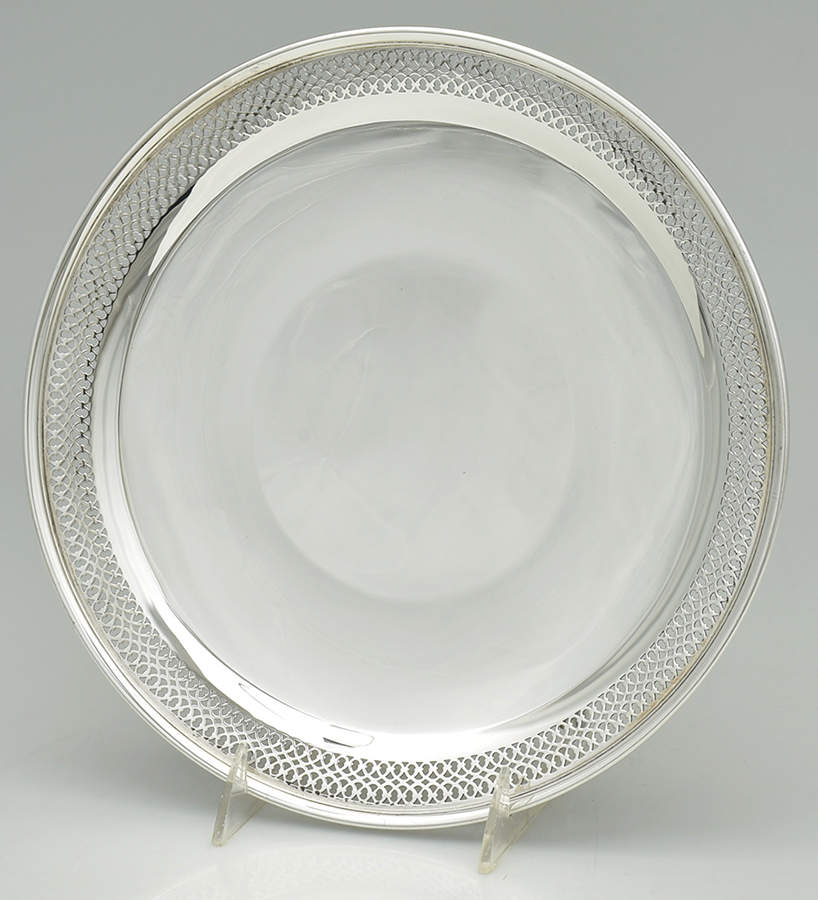 18670 (Sterling, Hollowware) 10" Diameter Pedestal Cake Stand by Tiffany & CO SILVER-1