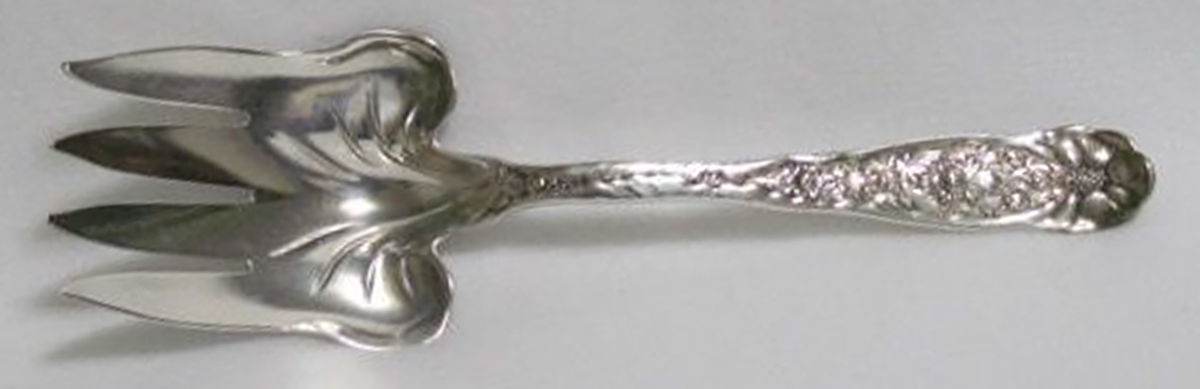 TIS104 (Sterling) Large Solid Fish Serving Fork by Tiffany & CO SILVER-1