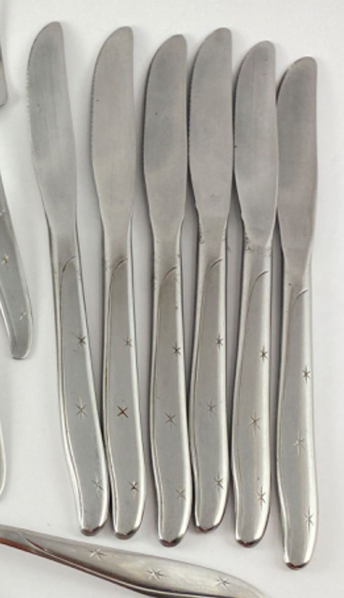 UTI53 (Stainless) Modern Solid Knife by Utica-1