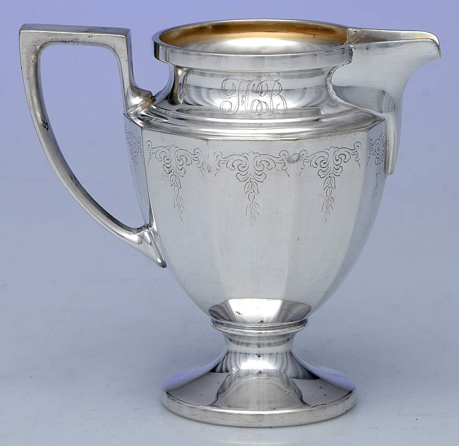 84400 (Silverplate, Hollowware) Creamer by Universal Silver-1