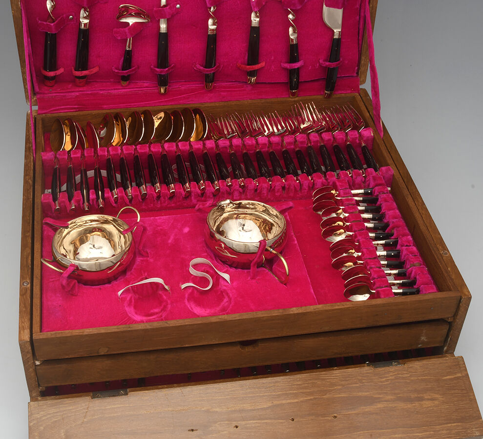 URT2 (Brass) 142 Piece Set w/Flatware Chest by Urai Thailand-4