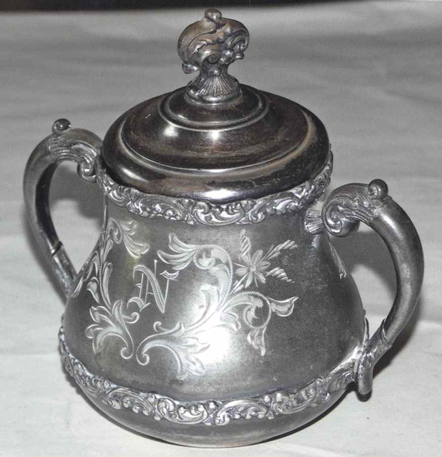 465 (Silverplate, Hollowware) Sugar Bowl & Lid by Van Bergh-1