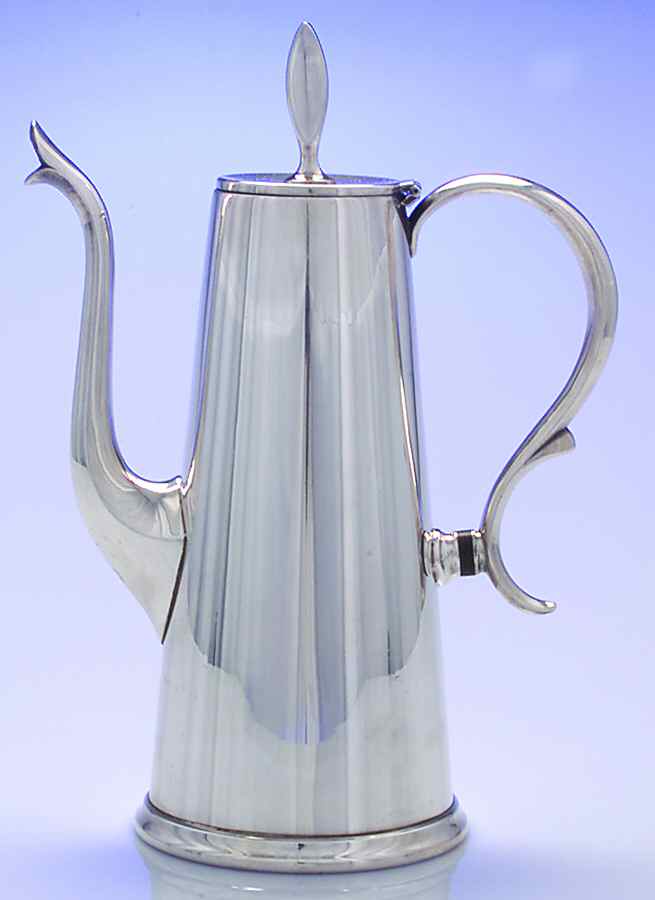 Town House (Silverplate, Hollowware) Silverplate Coffee Pot by Wallace Silver-1