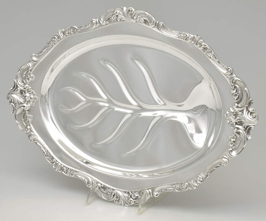 Baroque (Silverplate, Hollowware, Older) Medium Platter Footed Meat Platter with Well by Wallace Silver-1